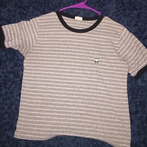 stripped alien tee